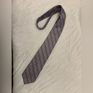 Burma Bibas geometric 100% silk tie
